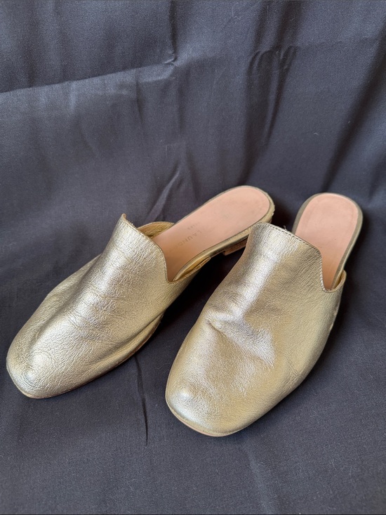 Chinese Laundry Shoes - Gold Metallic Leather Slip-On Mules
